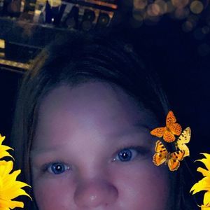 Meet your Posher, Lynn